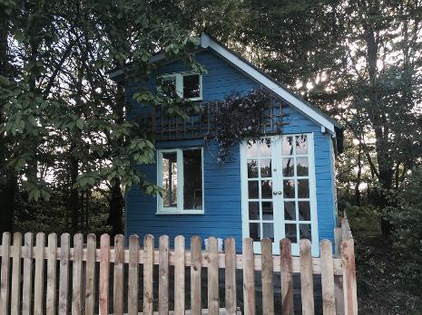 glamping cabin in taw valley